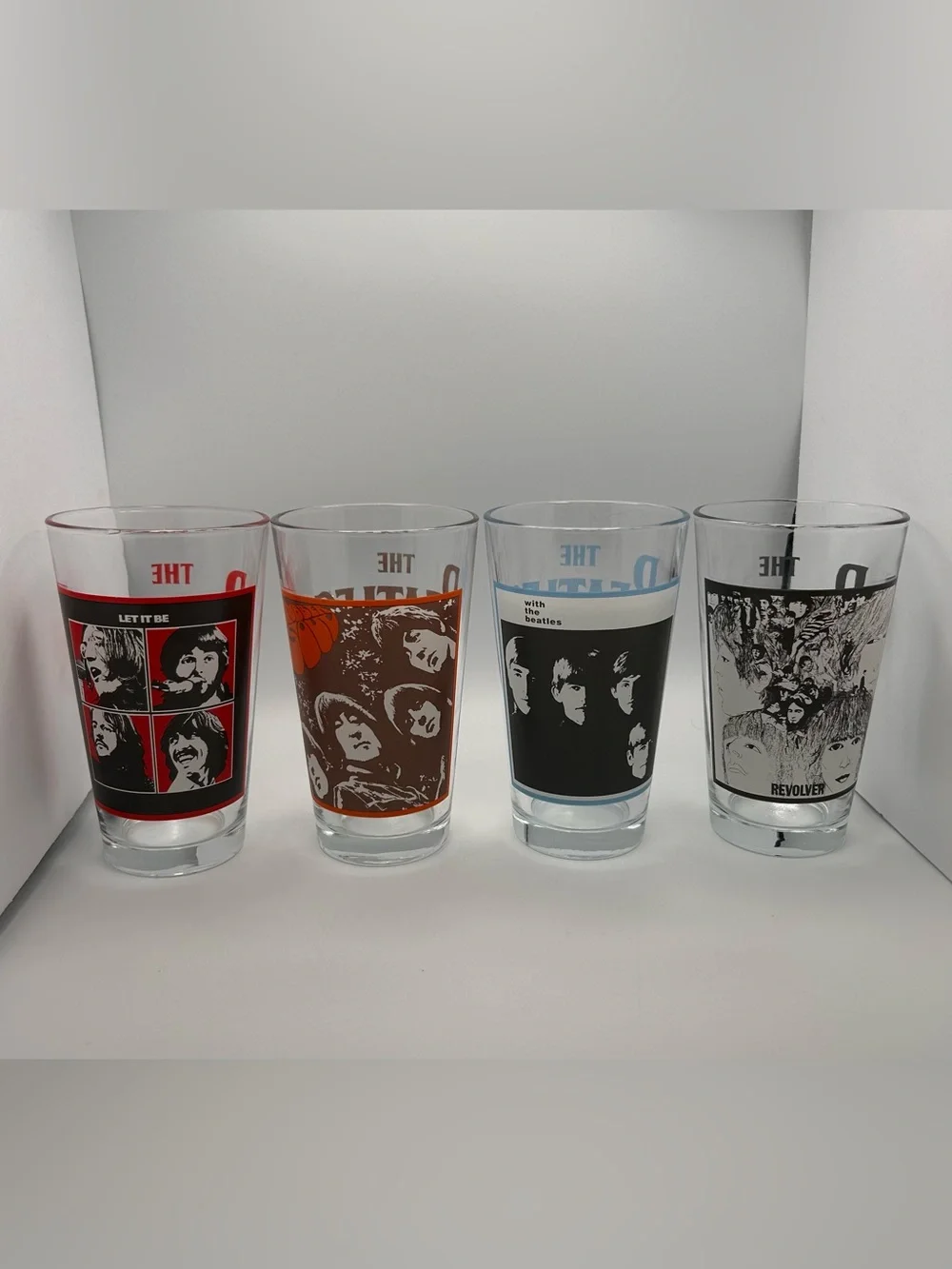 Licensed Retro Beatles Collector's Series 4 Pint Drinking Glasses